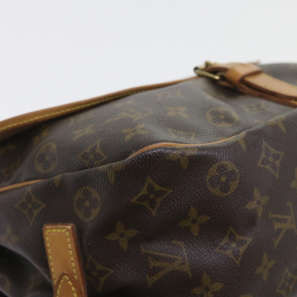 LOUIS VUITTON Monogram Saumur 35 Shoulder Bag M42254 LV Auth 58743