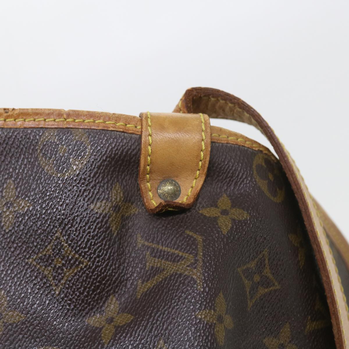 LOUIS VUITTON Monogram Saumur 35 Shoulder Bag M42254 LV Auth 58743