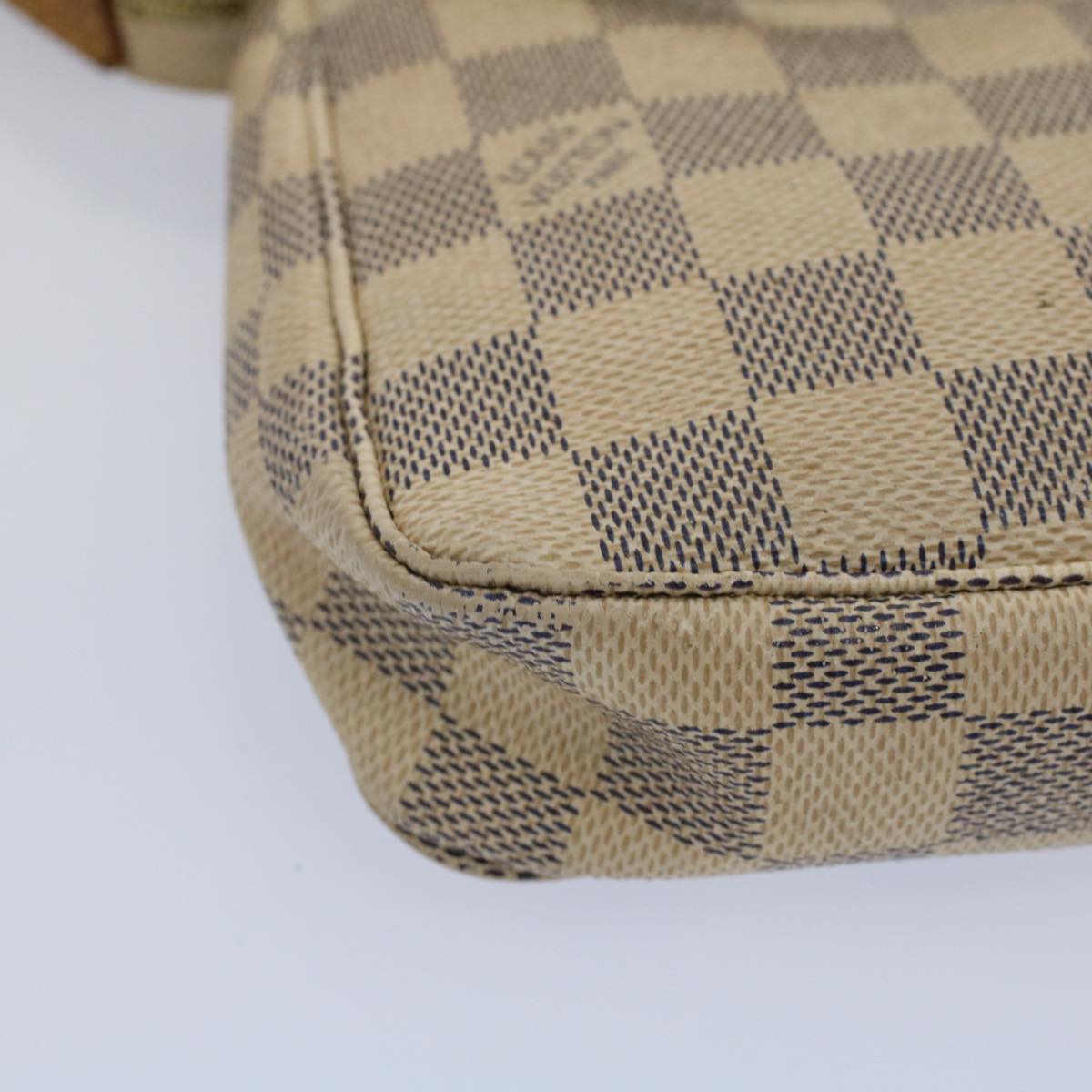 LOUIS VUITTON Damier Azur Pochette Accessoires Pouch N51986 LV Auth 58851