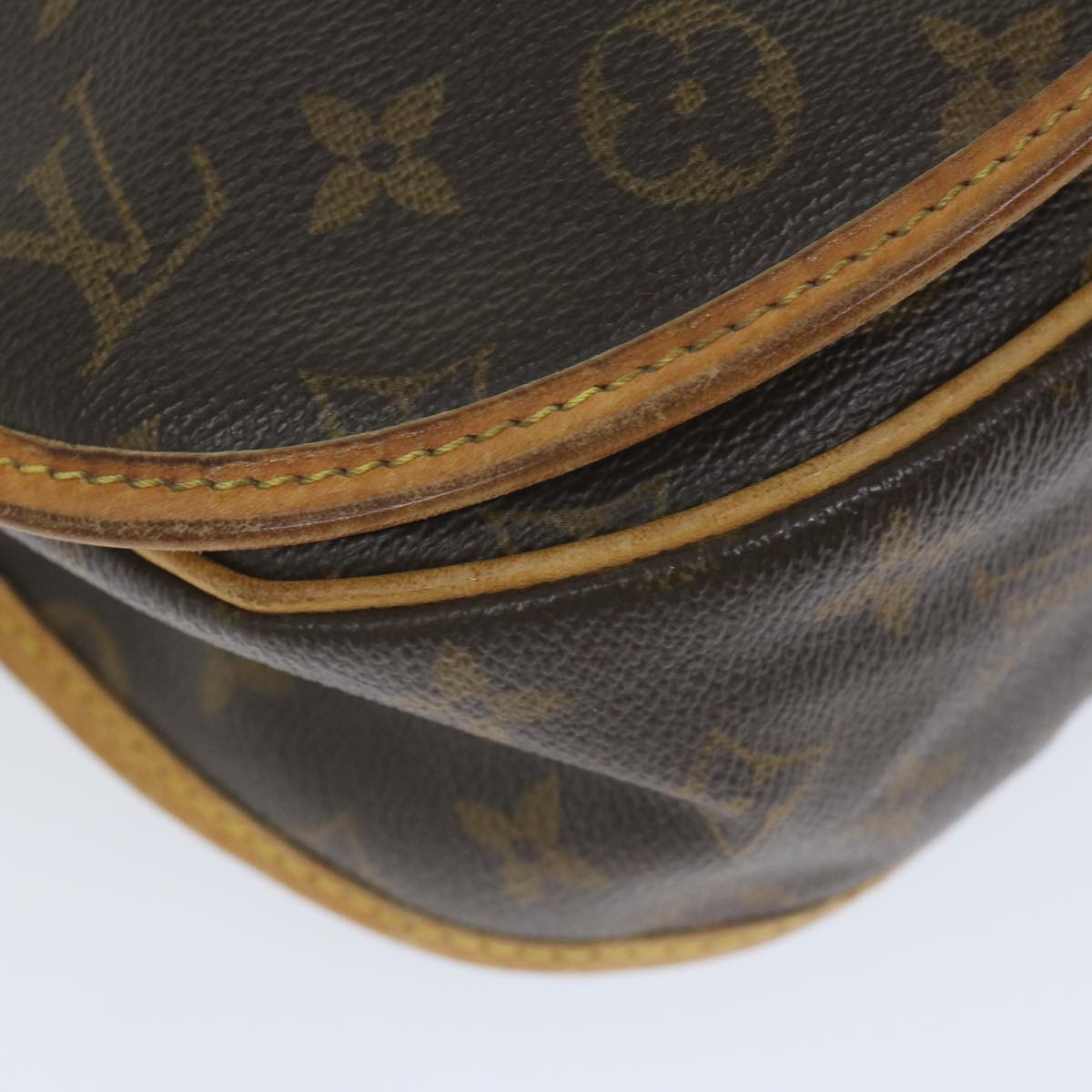 LOUIS VUITTON Monogram Menilmontant PM Shoulder Bag M40474 LV Auth 58872