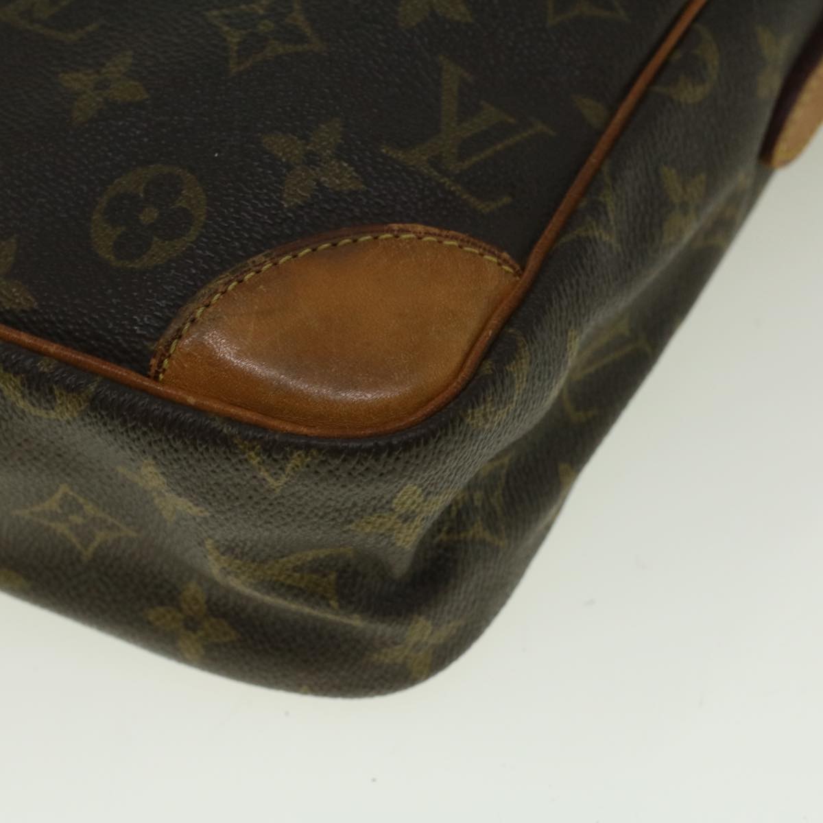 LOUIS VUITTON Monogram Danube GM Shoulder Bag M45262 LV Auth 58881