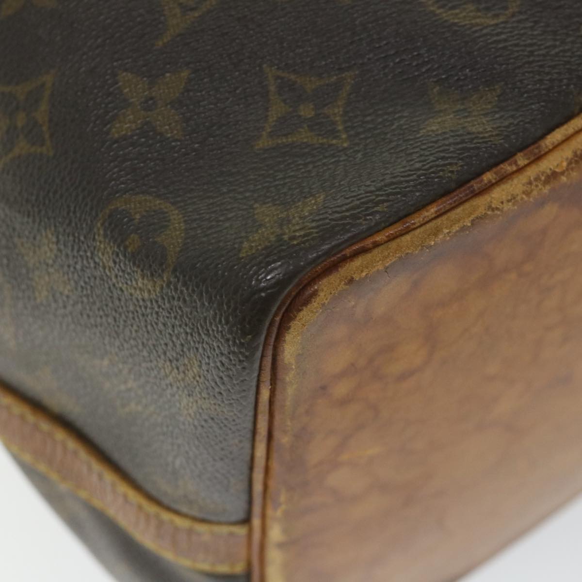 LOUIS VUITTON Monogram Petit Noe Shoulder Bag M42226 LV Auth 58901