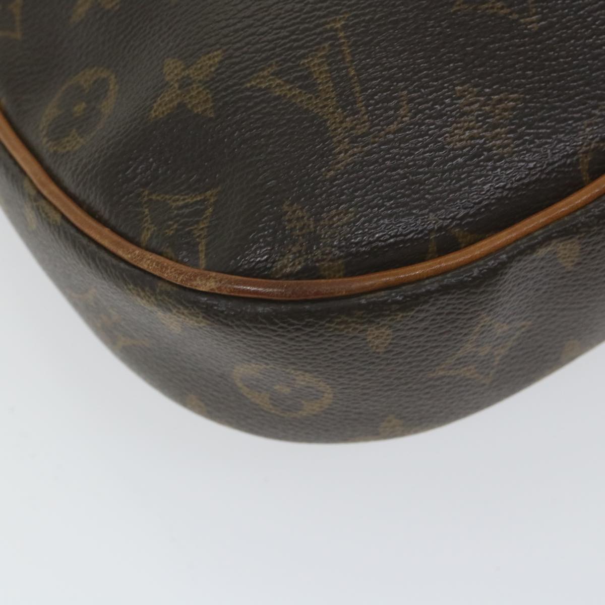 LOUIS VUITTON Monogram Odeon PM Shoulder Bag M56390 LV Auth 58941