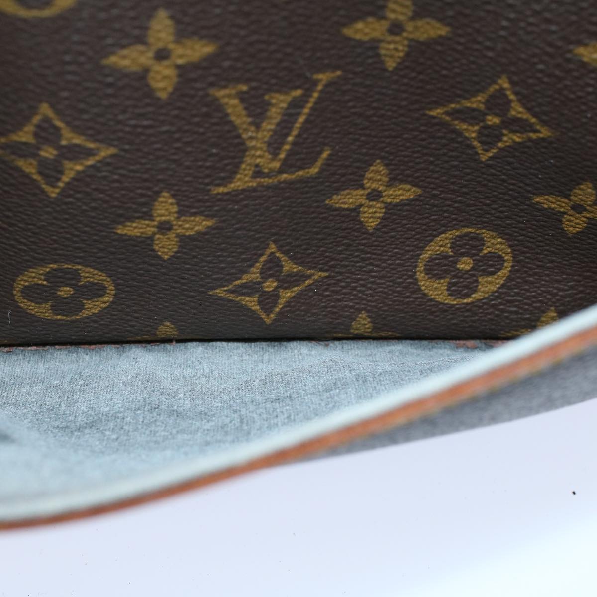 LOUIS VUITTON Monogram Trocadero 27 Shoulder Bag M51274 LV Auth 58945