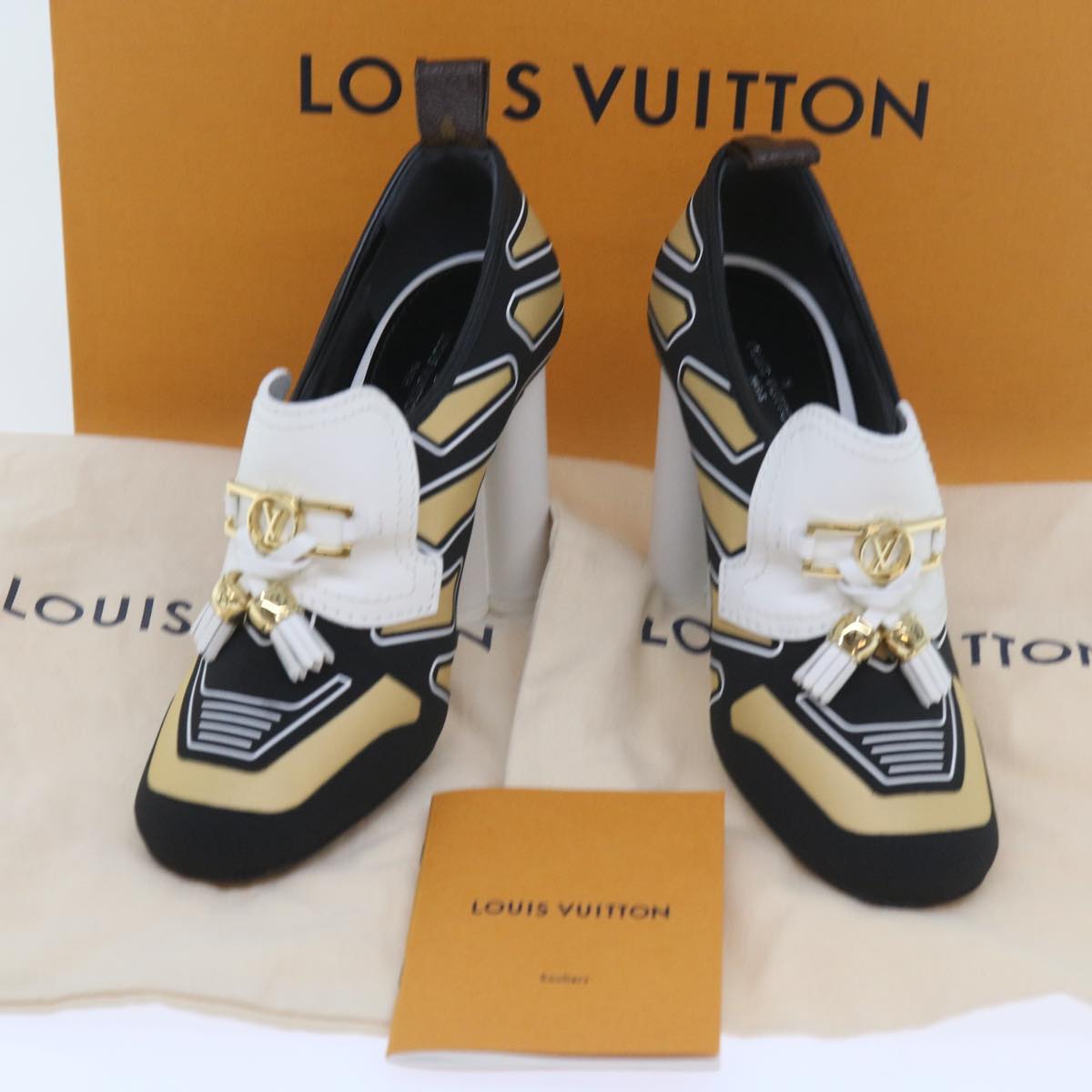 LOUIS VUITTON Shoes Leather 35 1/2 Gold Tone LV Auth 58979A