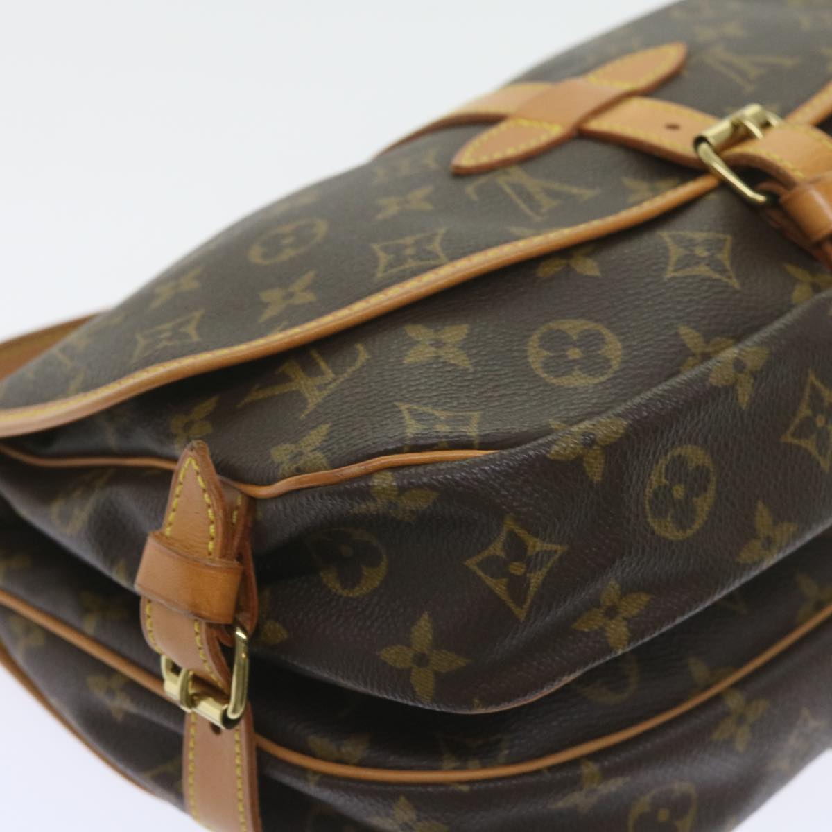 LOUIS VUITTON Monogram Saumur 30 Shoulder Bag M42256 LV Auth 59023