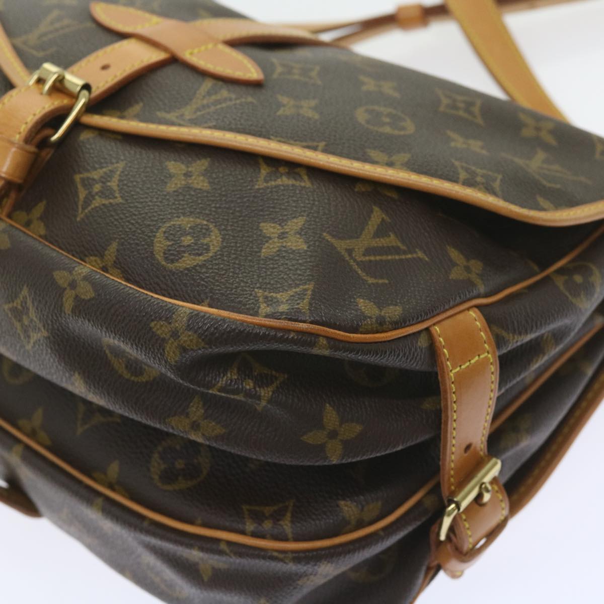 LOUIS VUITTON Monogram Saumur 30 Shoulder Bag M42256 LV Auth 59023