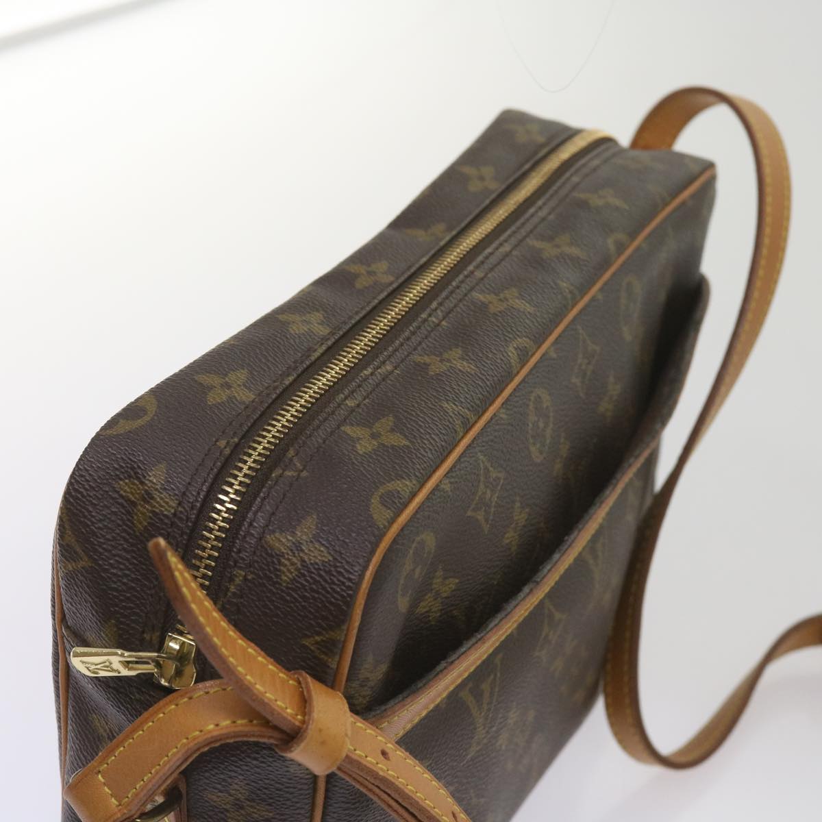 LOUIS VUITTON Monogram Trocadero 30 Shoulder Bag M51272 LV Auth 59305