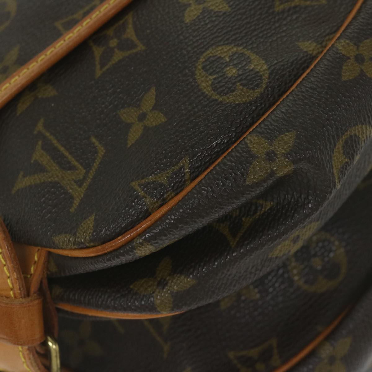 LOUIS VUITTON Monogram Saumur 30 Shoulder Bag M42256 LV Auth 59315