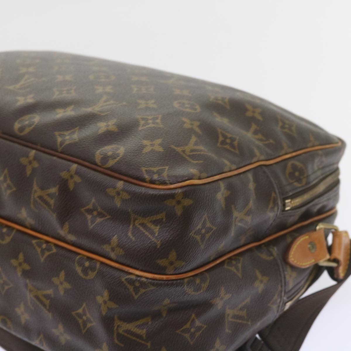 LOUIS VUITTON Monogram Reporter GM Shoulder Bag M45252 LV Auth 59420