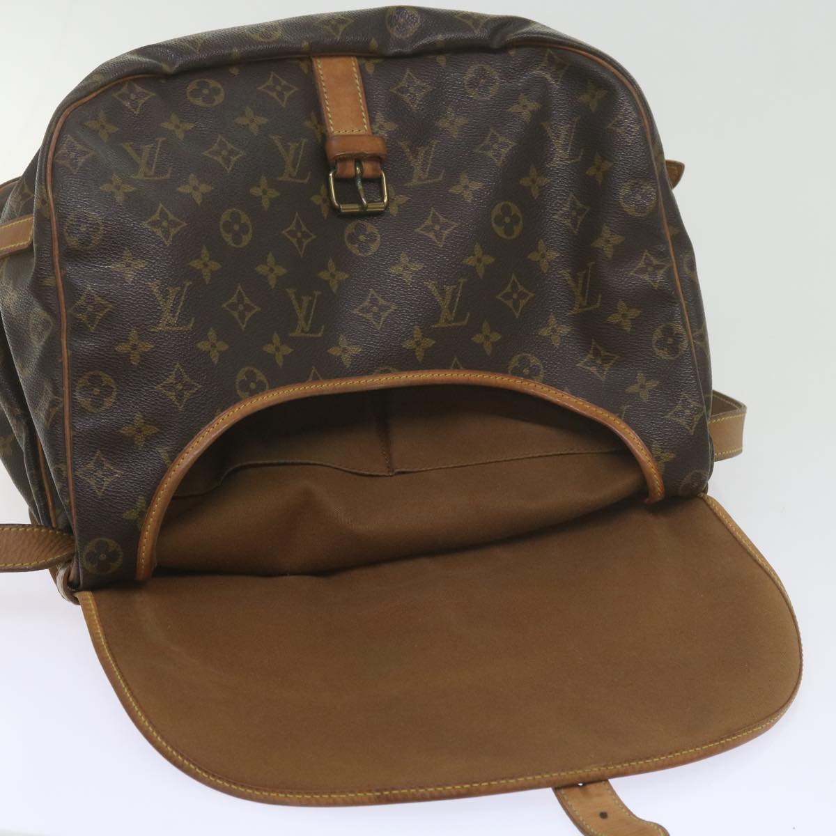 LOUIS VUITTON Monogram Saumur 35 Shoulder Bag M42254 LV Auth 59421