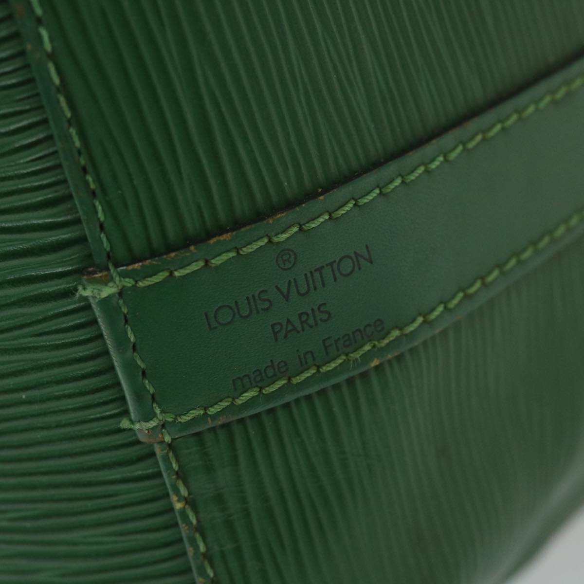 LOUIS VUITTON Epi Petit Noe Shoulder Bag Green M44104 LV Auth 59431