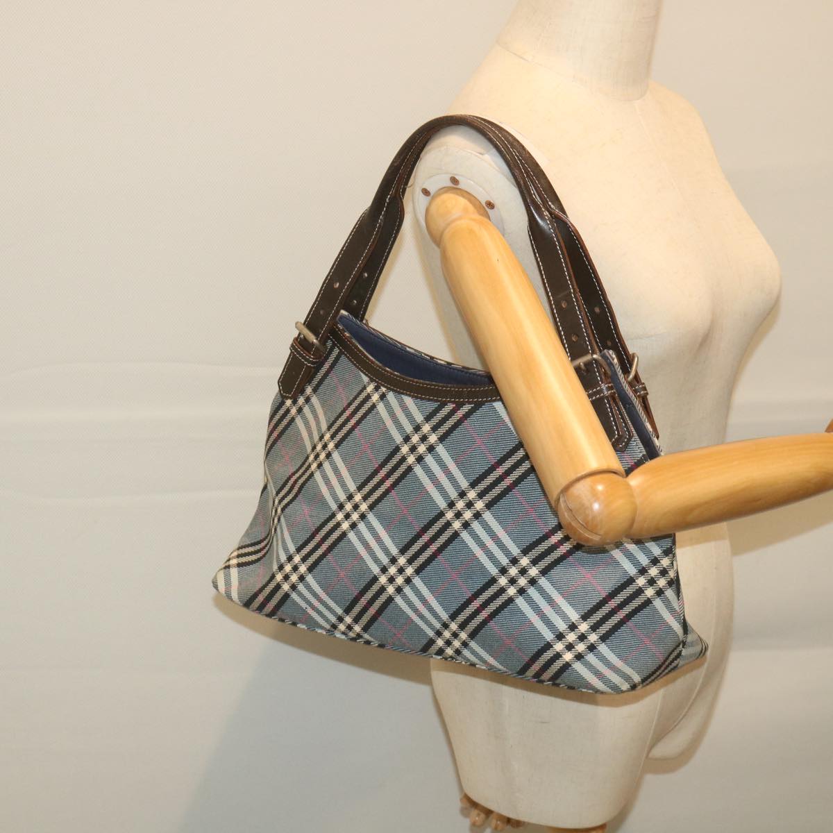 BURBERRY Nova Check Blue Label Shoulder Bag Nylon Canvas Blue Auth 59504