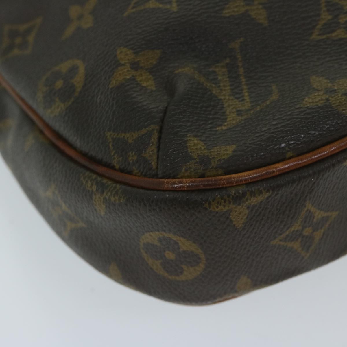 LOUIS VUITTON Monogram Odeon PM Shoulder Bag M56390 LV Auth 59518