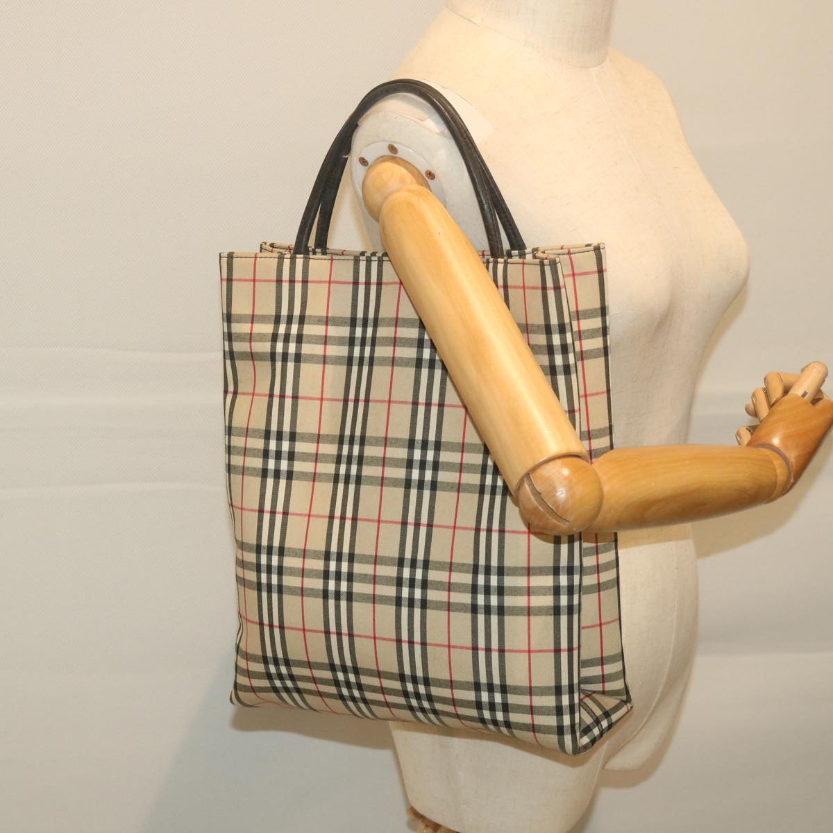 BURBERRY Nova Check Hand Bag Nylon Beige Auth 59551