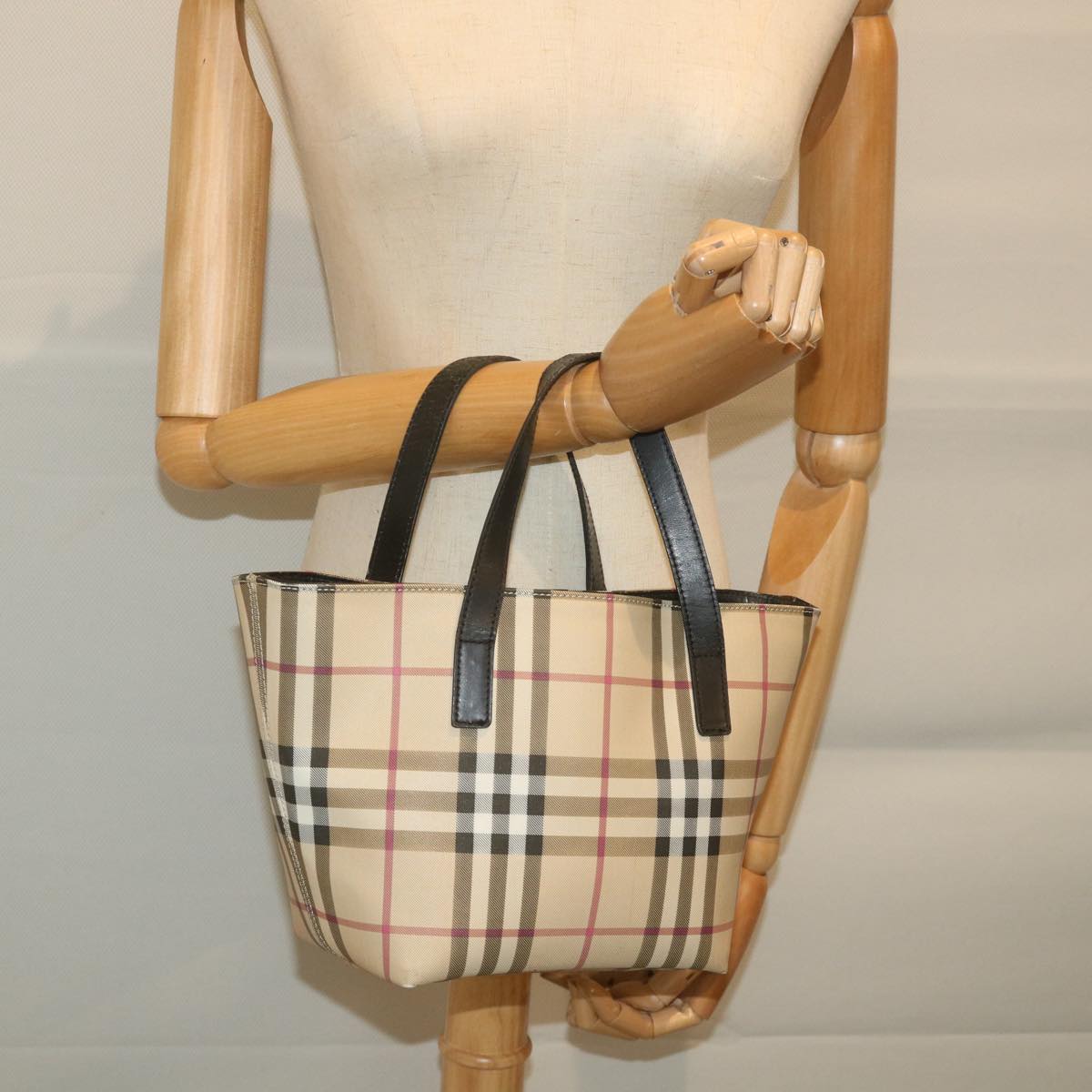 BURBERRY Nova Check Hand Bag PVC Leather Beige Auth 59562