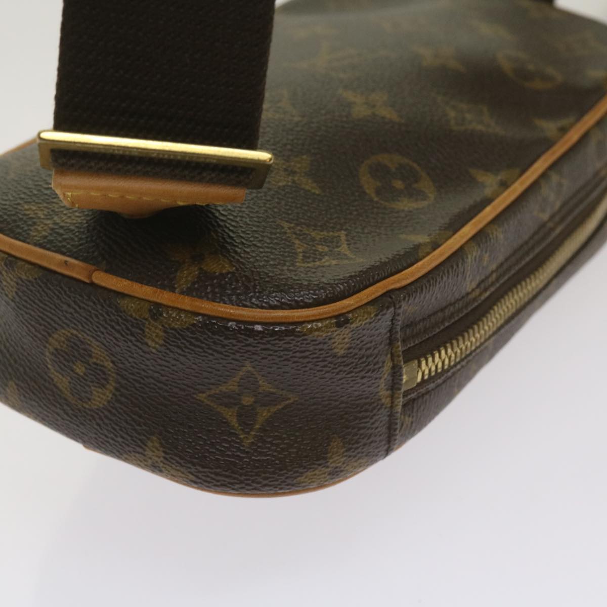 LOUIS VUITTON Monogram Pochette Gange Shoulder Bag M51870 LV Auth 59600