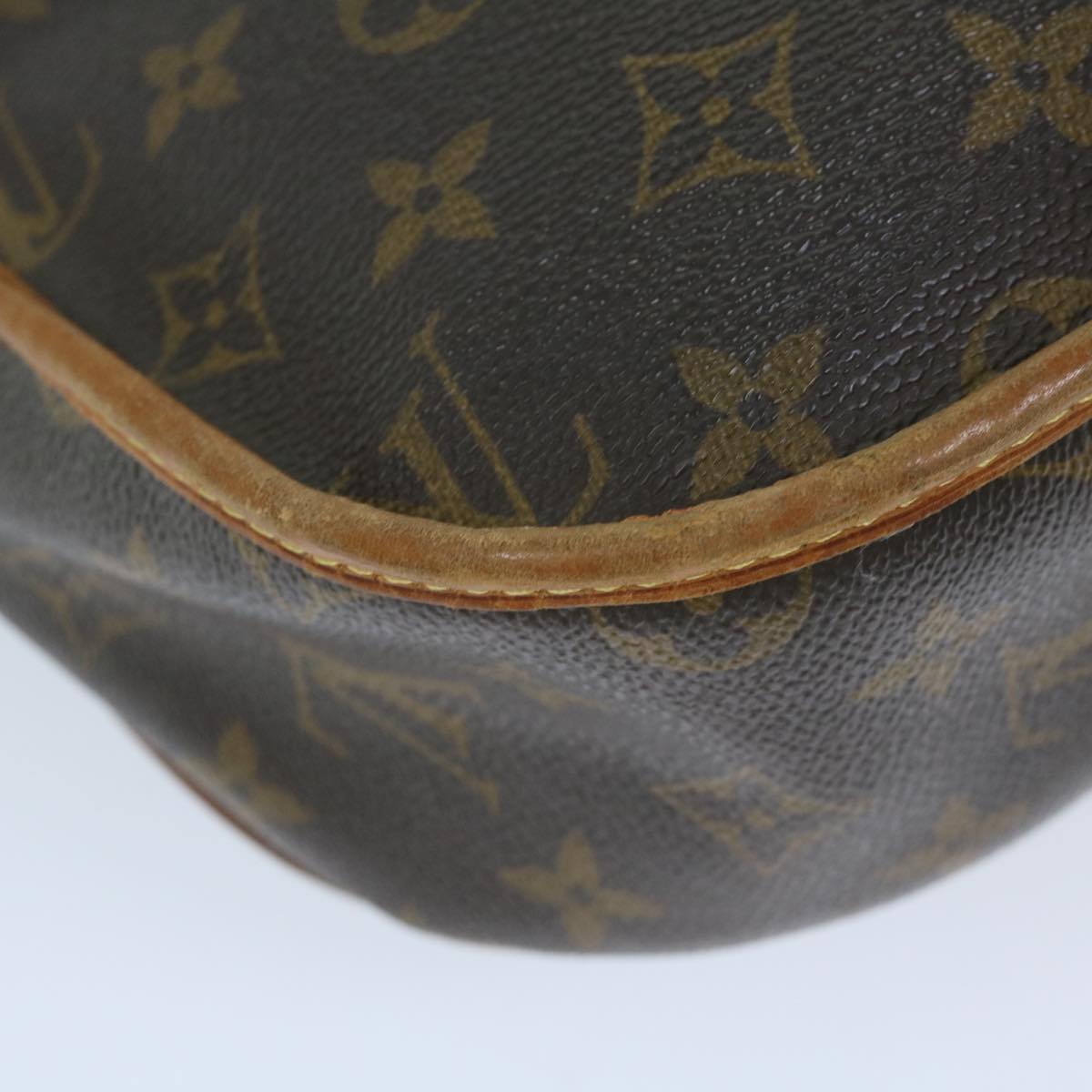 LOUIS VUITTON Monogram Menilmontant PM Shoulder Bag M40474 LV Auth 59611