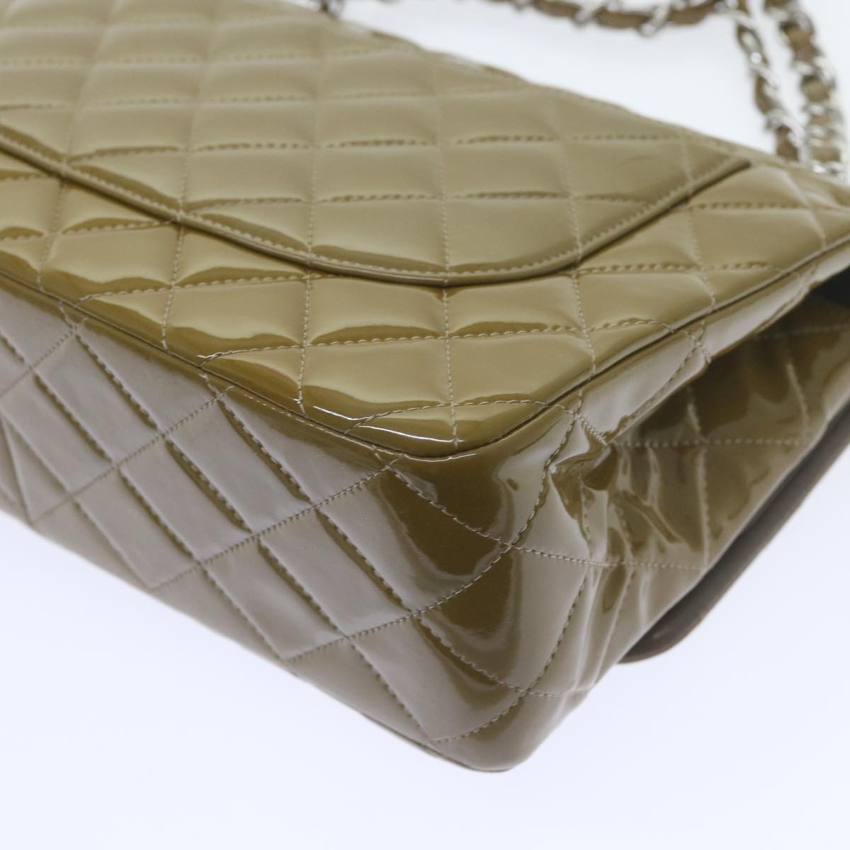 CHANEL Matelasse Chain Shoulder Bag Patent leather Khaki CC Auth 59886A