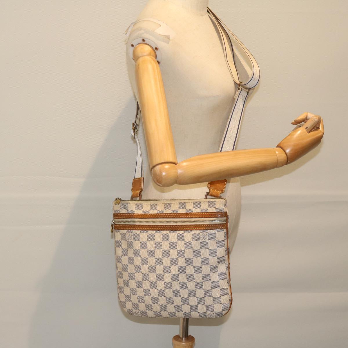 LOUIS VUITTON Damier Azur Pochette Bosphore Shoulder Bag N51112 LV Auth 59900