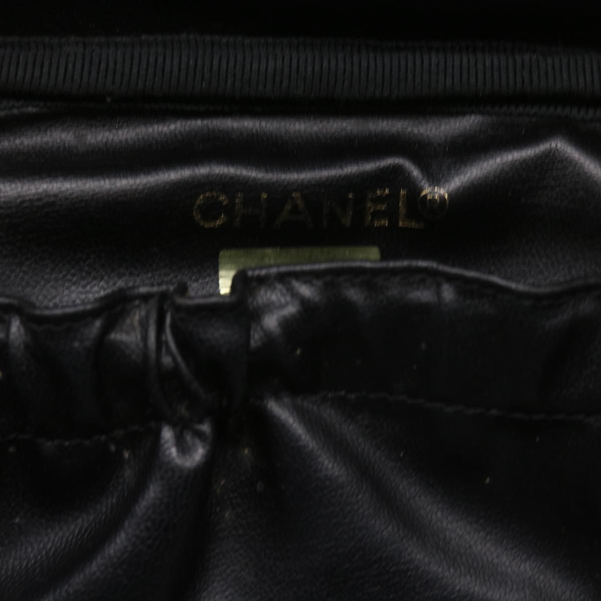 CHANEL Vanity Cosmetic Pouch Leather Black CC Auth 59984