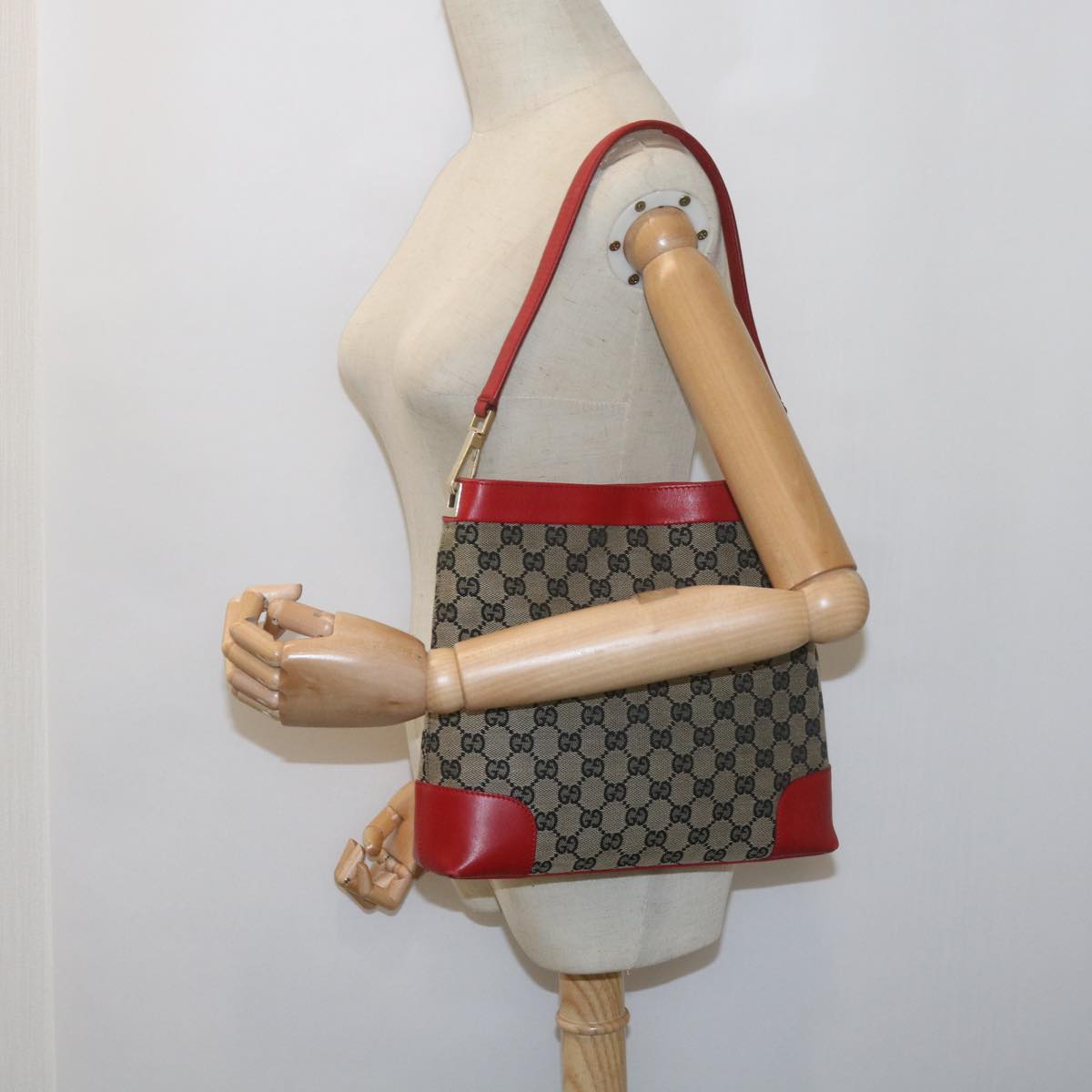 GUCCI GG Canvas Shoulder Bag Beige Red 001 4231 Auth 60012