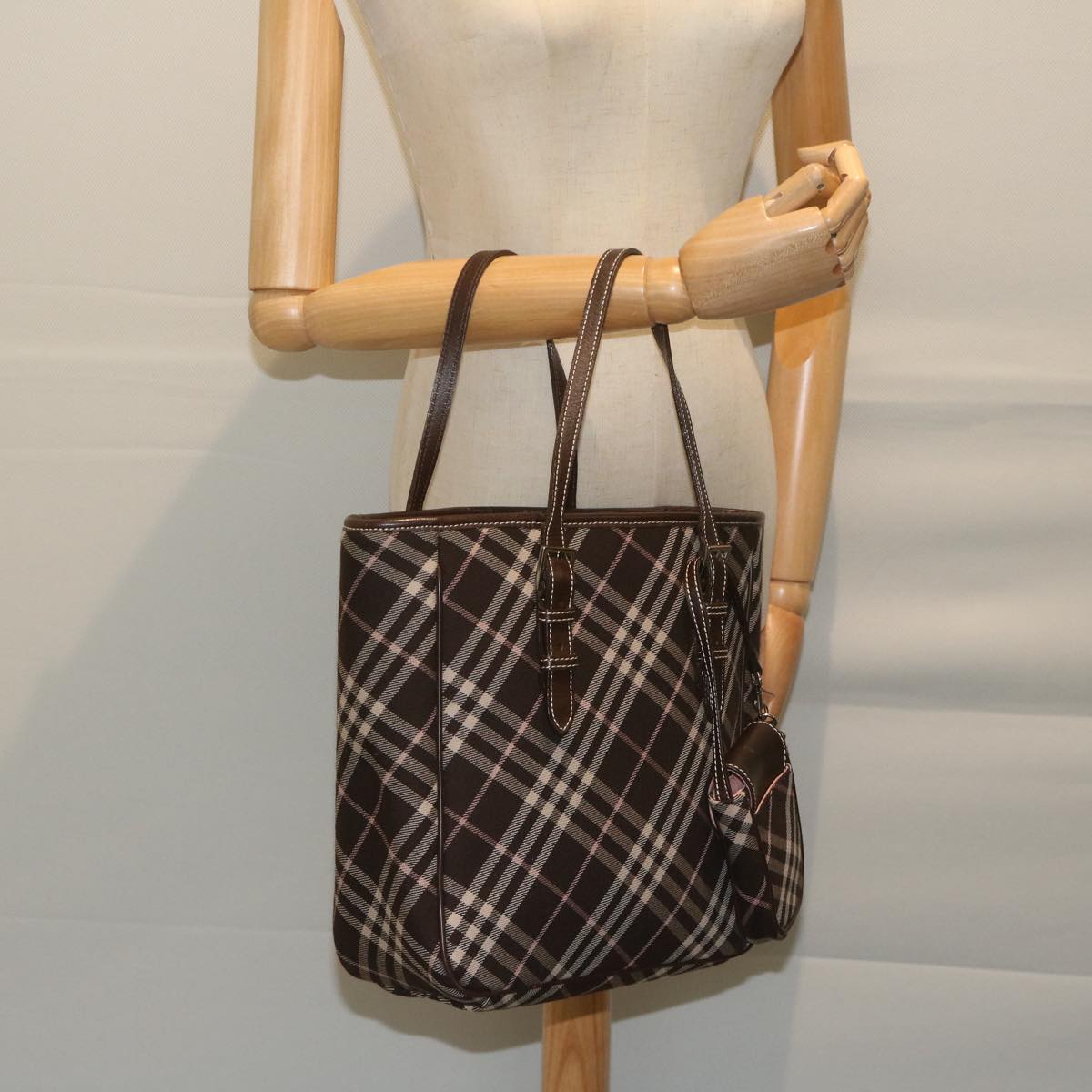 BURBERRY Nova Check Blue Label Shoulder Bag Canvas Brown Auth 60062