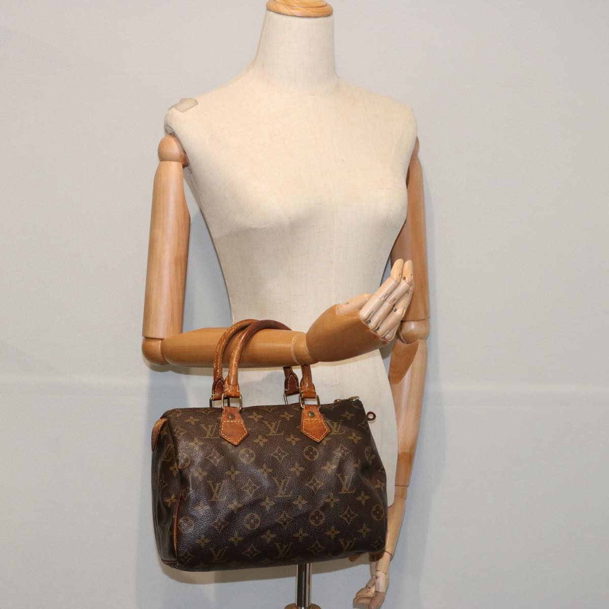 LOUIS VUITTON Monogram Speedy 25 Hand Bag M41528 LV Auth 60071