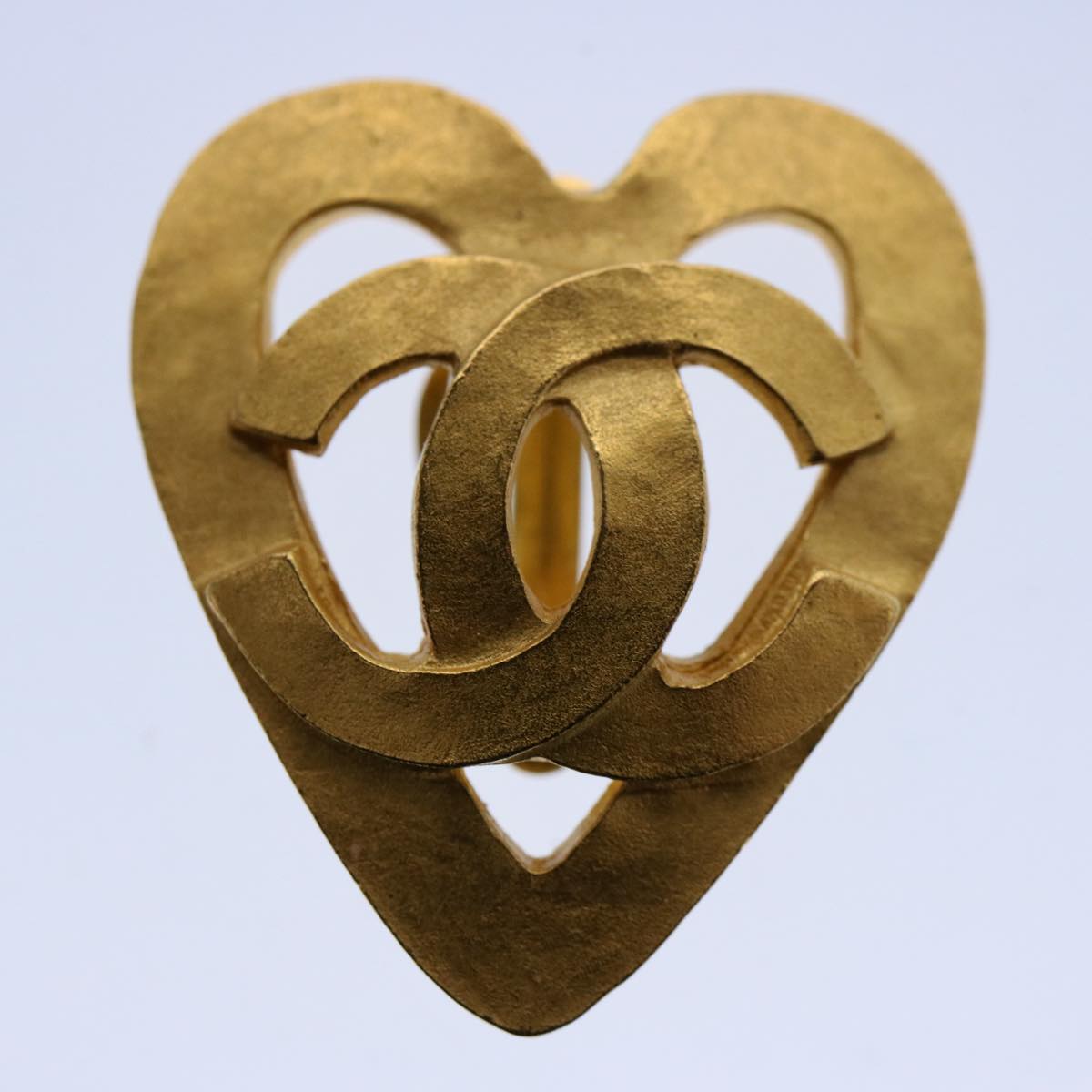 CHANEL heart Earring Gold Tone CC Auth 60077A