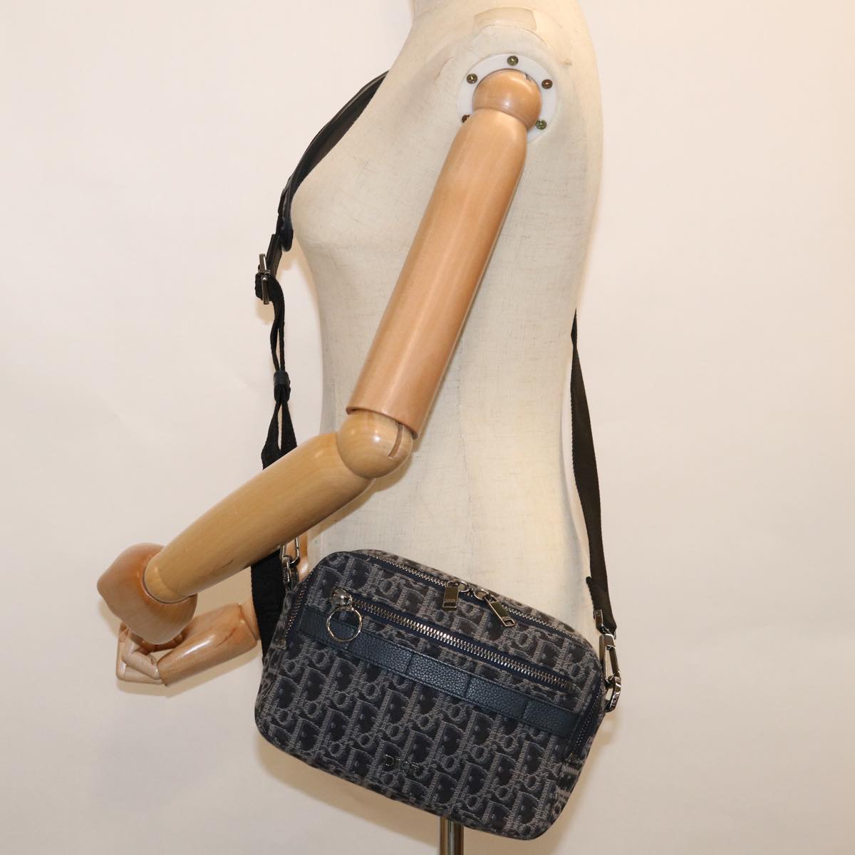 Christian Dior Trotter Canvas Shoulder Bag Navy Auth 60082A