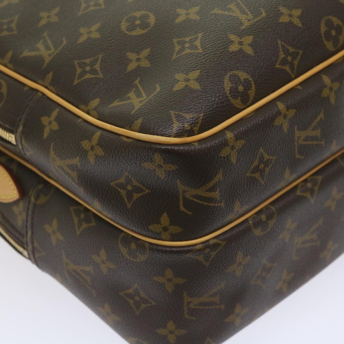 LOUIS VUITTON Monogram Reporter GM Shoulder Bag M45252 LV Auth 60088A