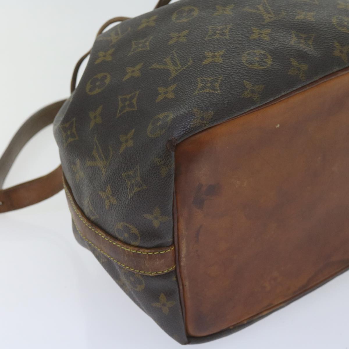 LOUIS VUITTON Monogram Petit Noe Shoulder Bag M42226 LV Auth 60241