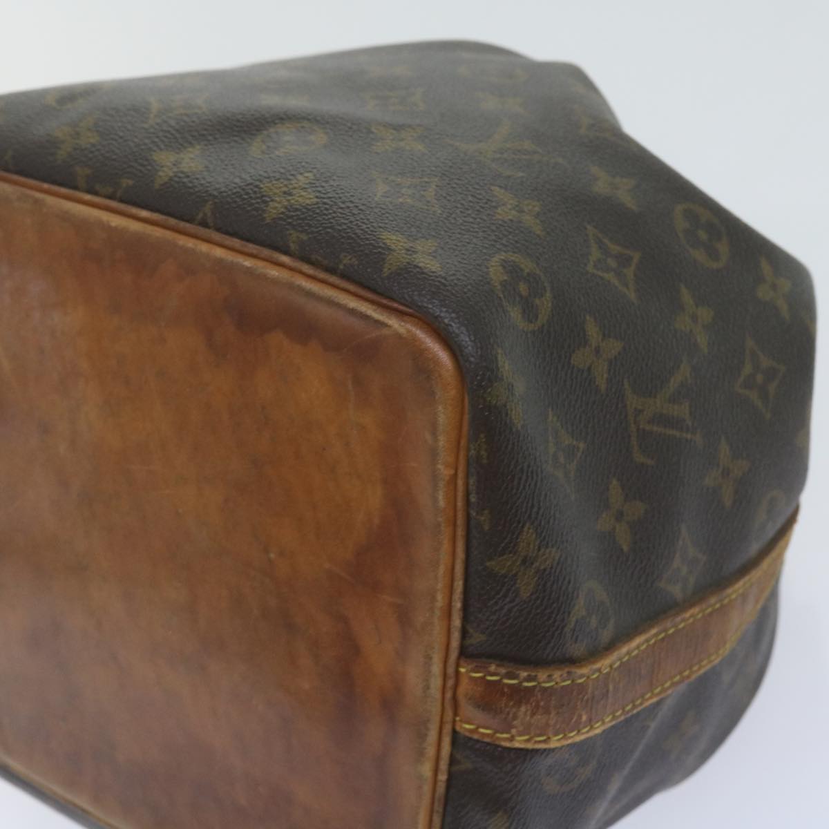 LOUIS VUITTON Monogram Petit Noe Shoulder Bag M42226 LV Auth 60365