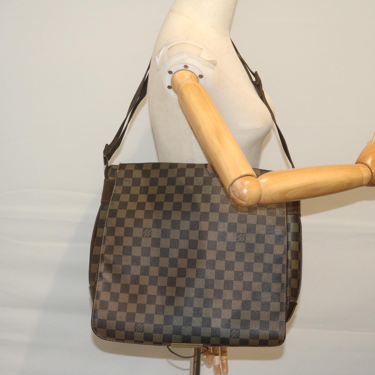 LOUIS VUITTON Damier Ebene Bastille Shoulder Bag N45258 LV Auth 60408