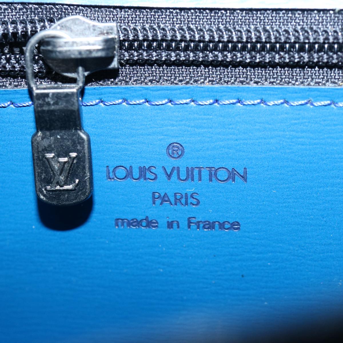 LOUIS VUITTON Epi Pochette Arche Shoulder Bag Blue M52575 LV Auth 60484