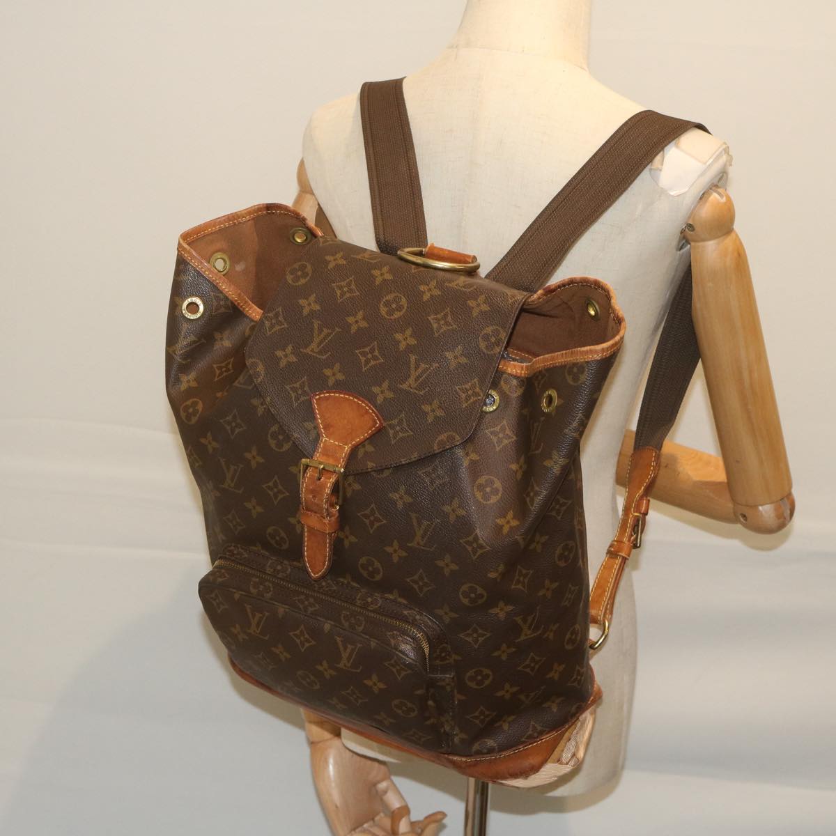 LOUIS VUITTON Monogram Montsouris GM Backpack M51135 LV Auth 60509