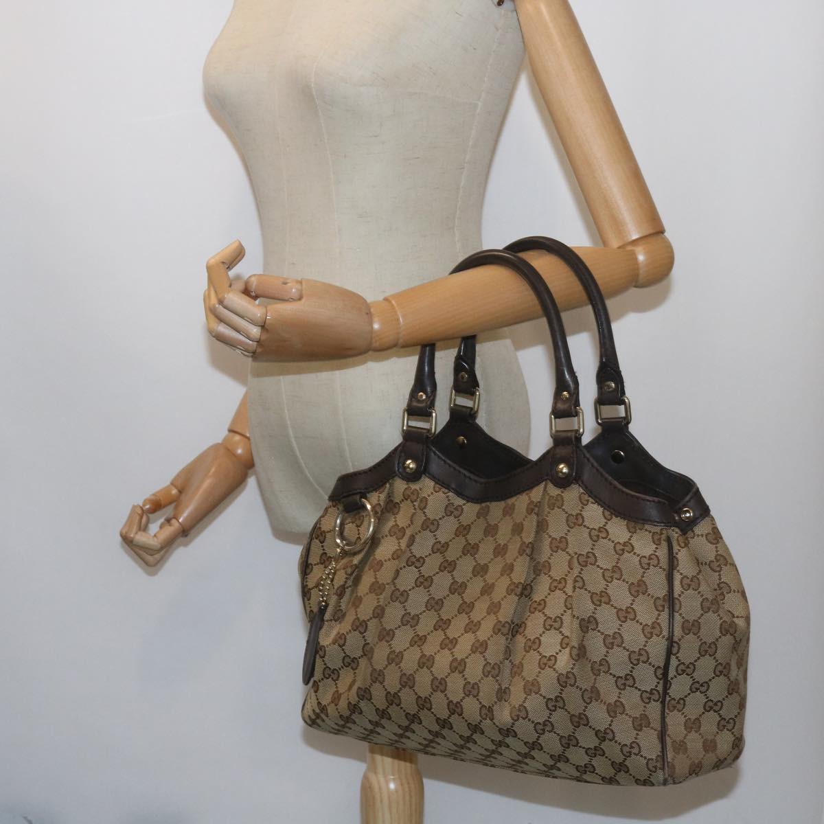 GUCCI GG Canvas Tote Bag Beige 211944 Auth 60688