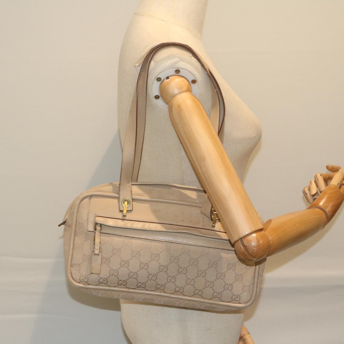 GUCCI GG Canvas Hand Bag Beige 92729 Auth 60882