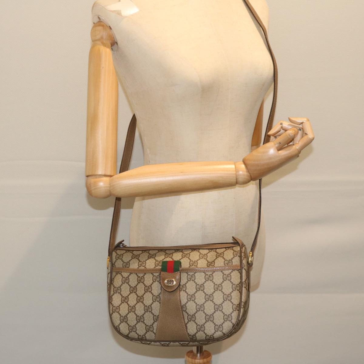 GUCCI GG Canvas Web Sherry Line Shoulder Bag PVC Beige Green Red Auth 60976