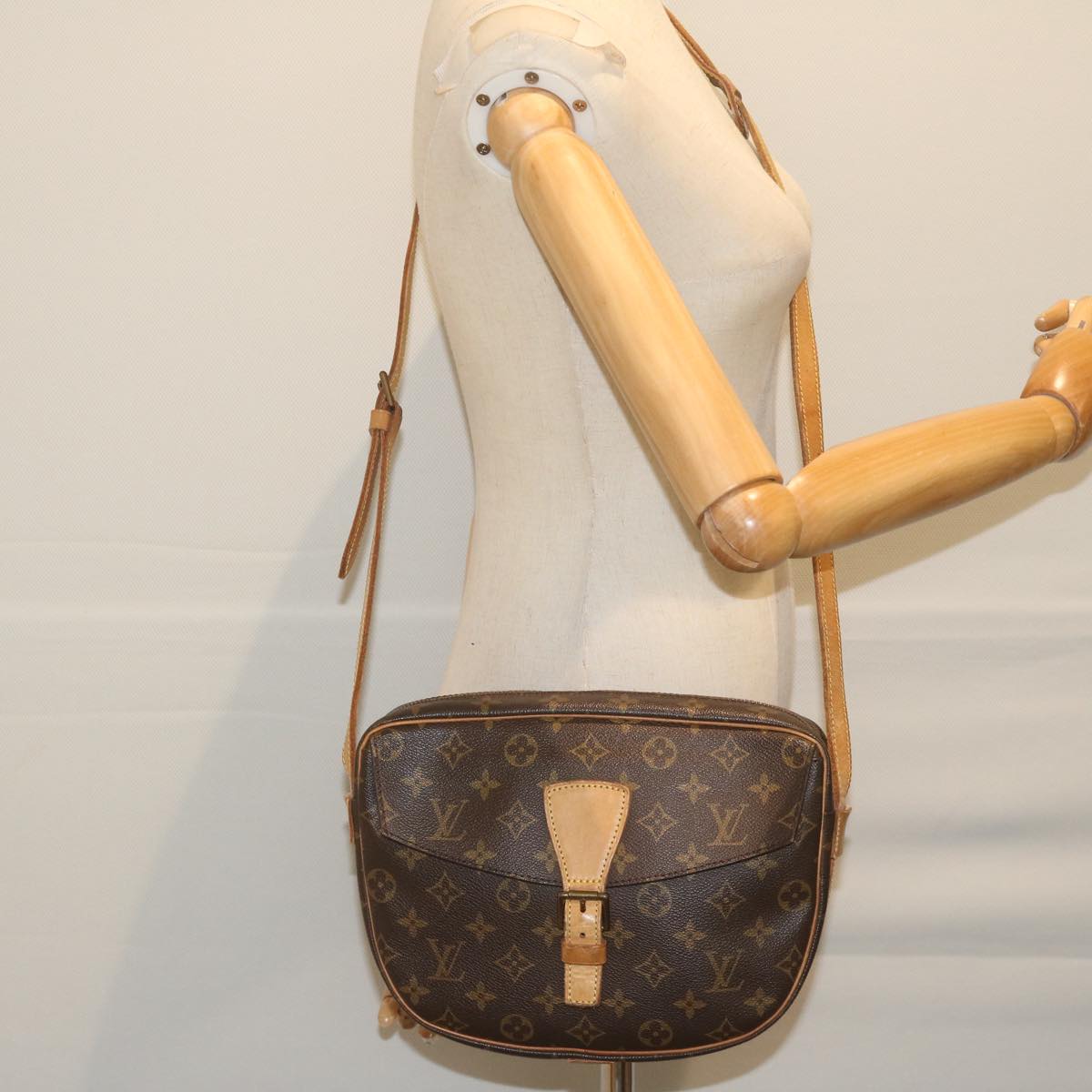 LOUIS VUITTON Monogram Jeune Fille GM Shoulder Bag M51225 LV Auth 61206