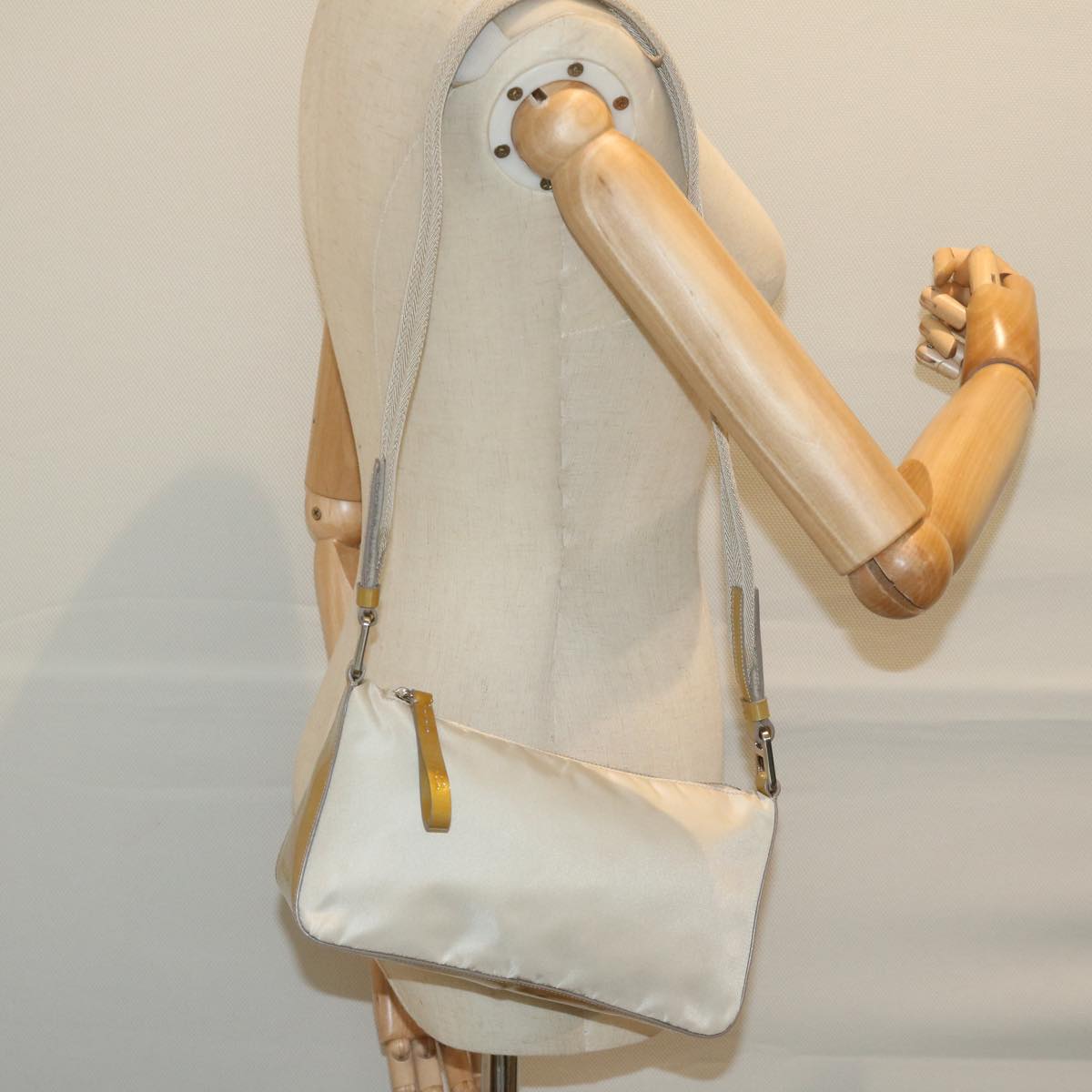 PRADA Shoulder Bag Nylon Enamel Beige Auth 61325