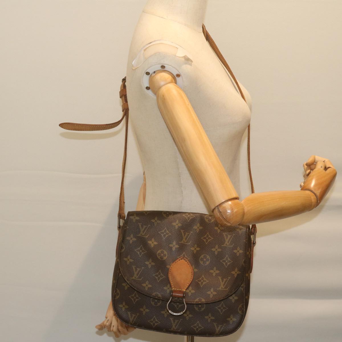 LOUIS VUITTON Monogram Saint Cloud GM Shoulder Bag M51242 LV Auth 61451