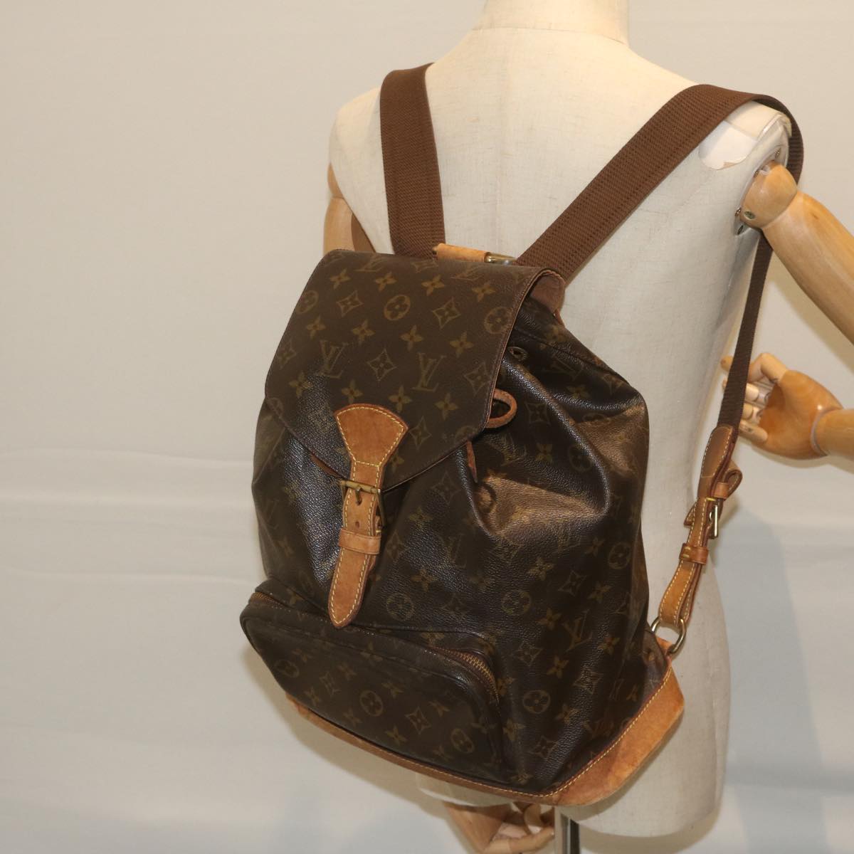 LOUIS VUITTON Monogram Montsouris GM Backpack M51135 LV Auth 61585