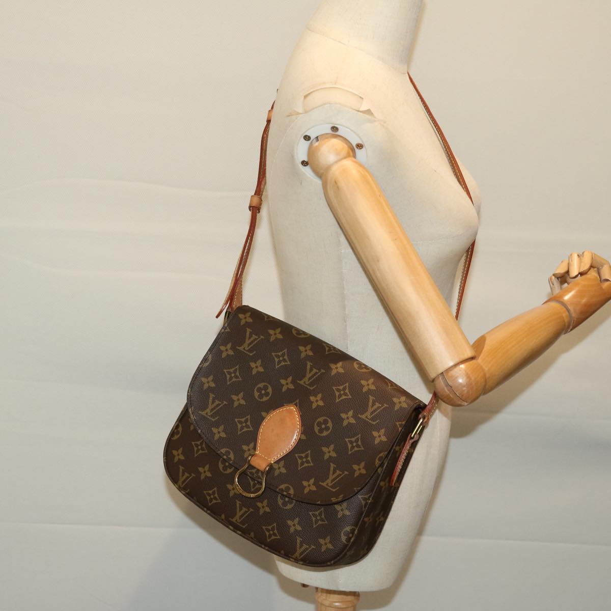 LOUIS VUITTON Monogram Saint Cloud GM Shoulder Bag M51242 LV Auth 61768