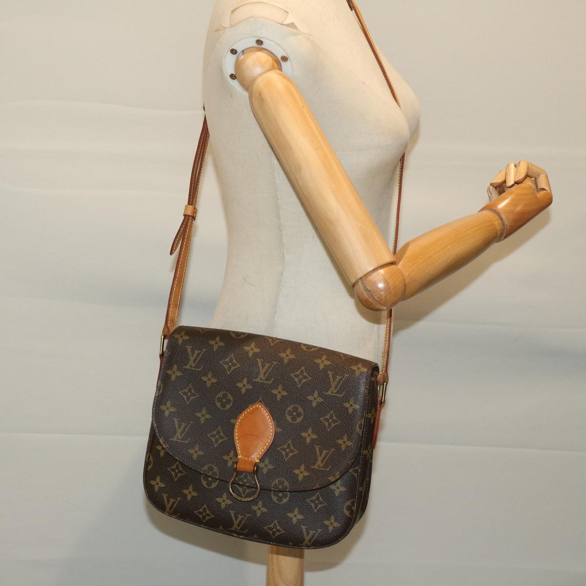 LOUIS VUITTON Monogram Saint Cloud GM Shoulder Bag M51242 LV Auth 61769