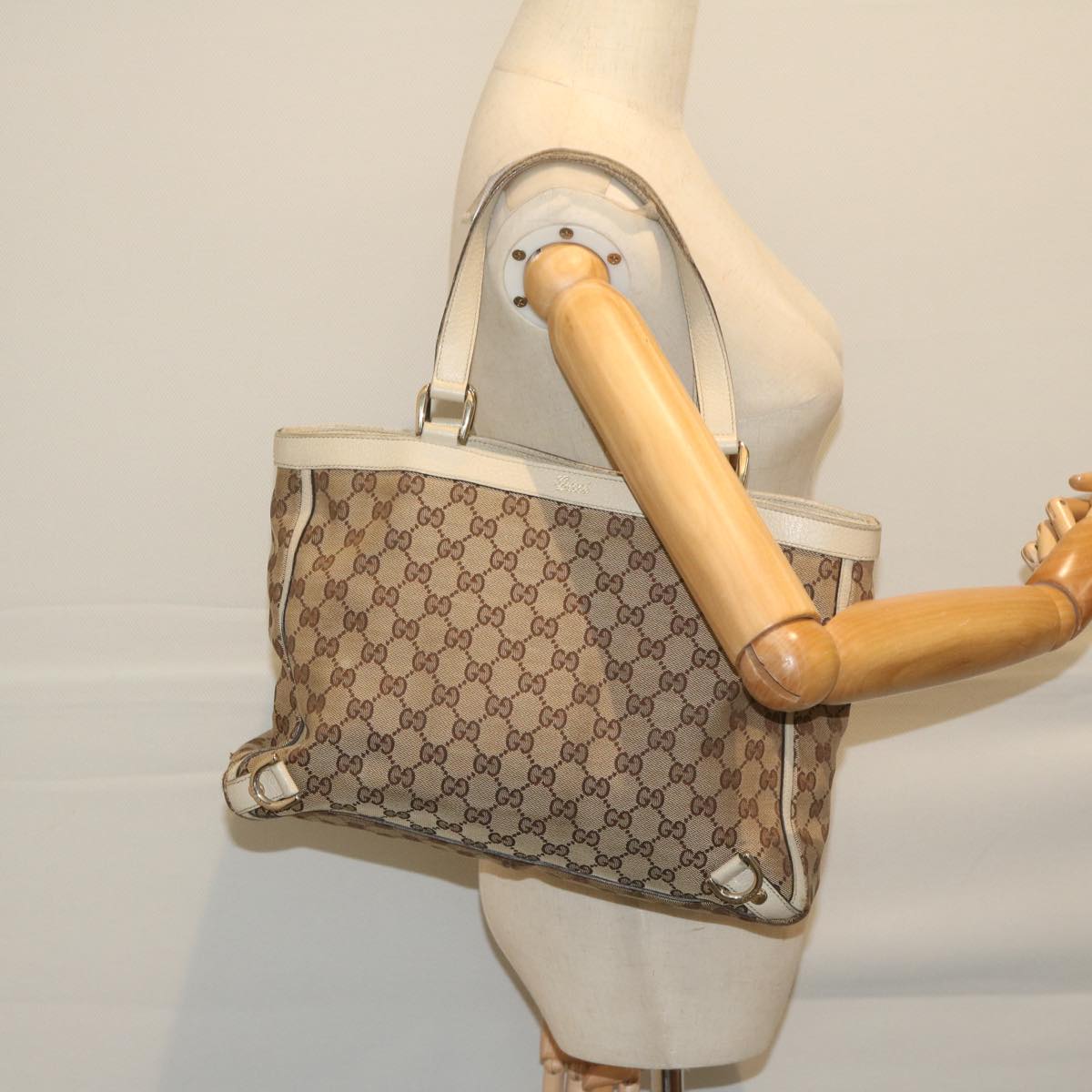 GUCCI GG Canvas Tote Bag Beige 170004 Auth 61842