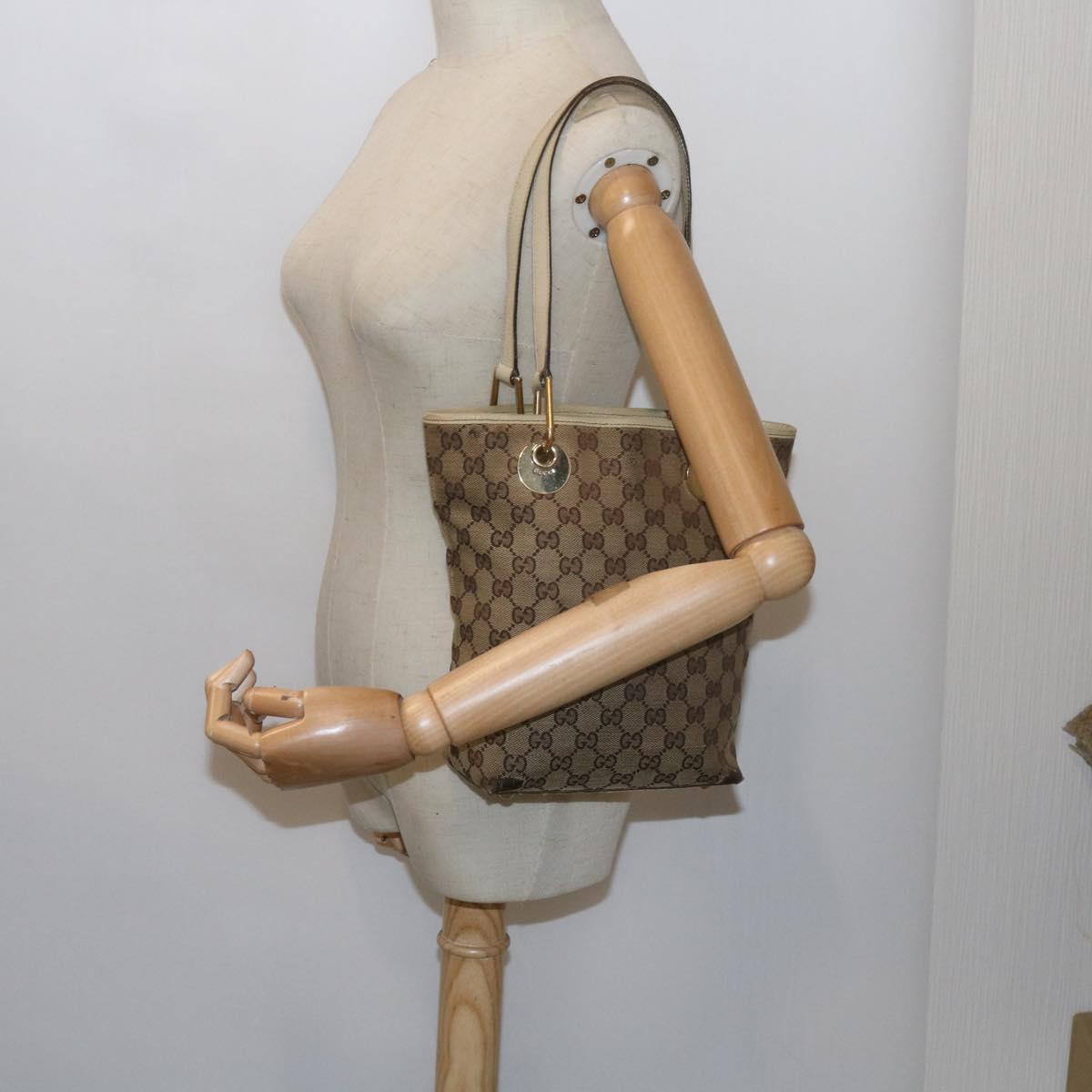 GUCCI GG Canvas Tote Bag Beige 120840 Auth 61846