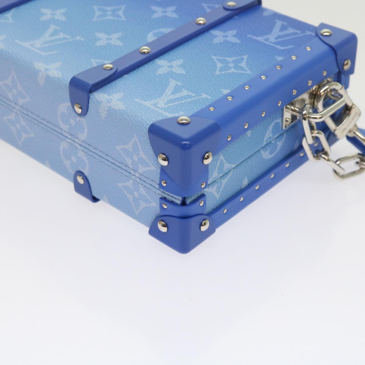 LOUIS VUITTON Monogram Clouds Wallet Trunk Clutch Bag Blue M20403 LV Auth 61941S