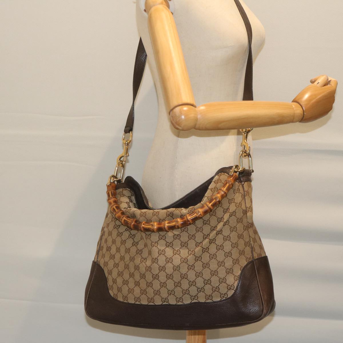 GUCCI GG Canvas Bamboo Shoulder Bag 2way Beige 282315 Auth 61957