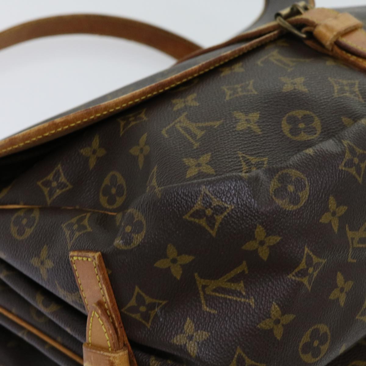 LOUIS VUITTON Monogram Saumur 35 Shoulder Bag M42254 LV Auth 62223